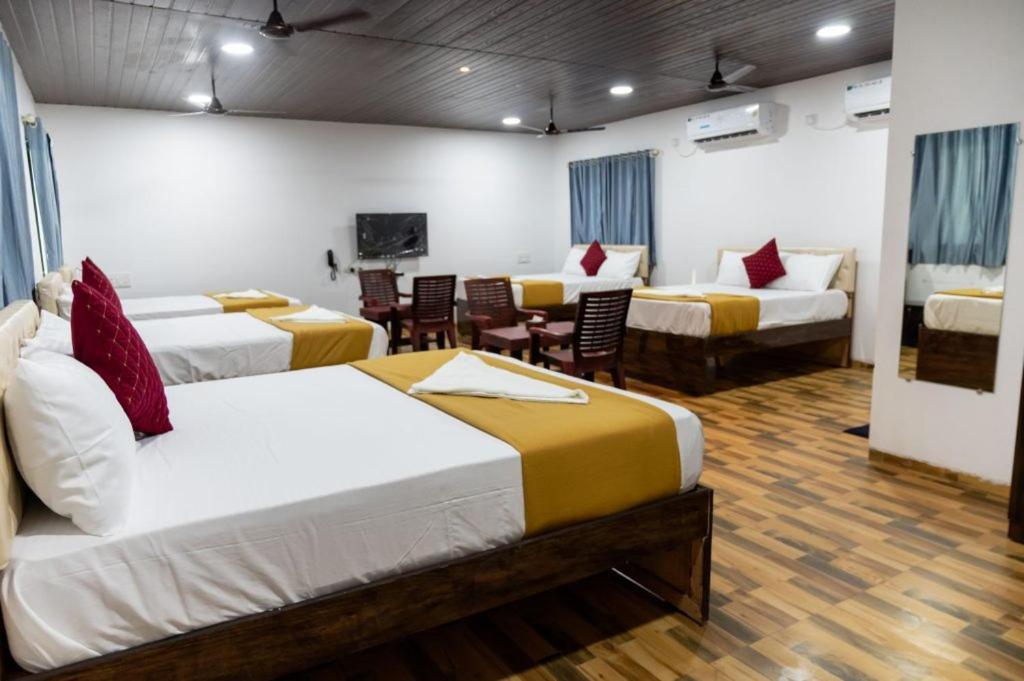 Mangozzz Magical World Hotel Panvel Exterior photo