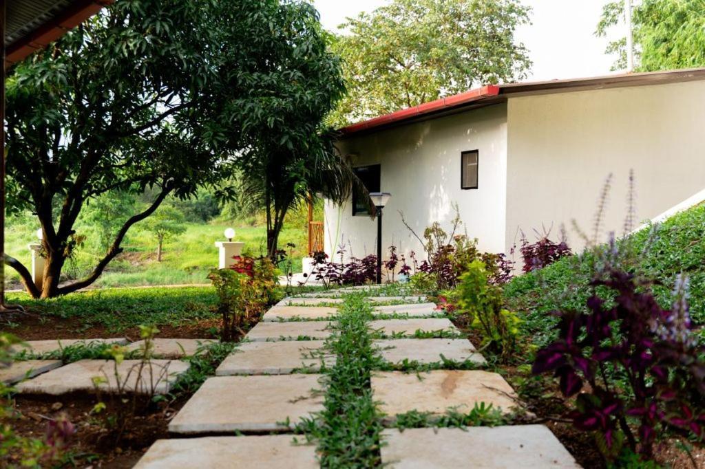 Mangozzz Magical World Hotel Panvel Exterior photo